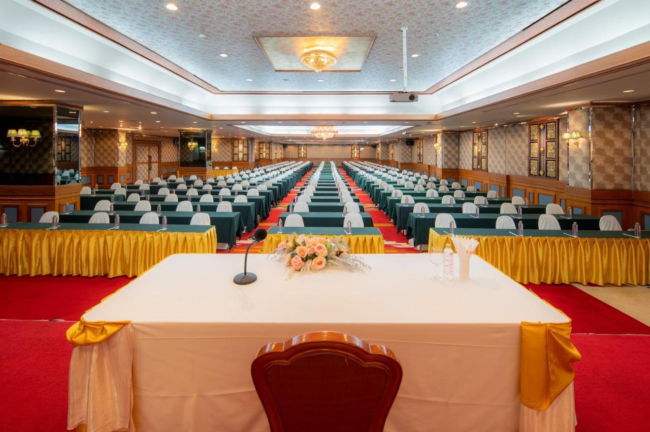 Hotell Alexander 5*