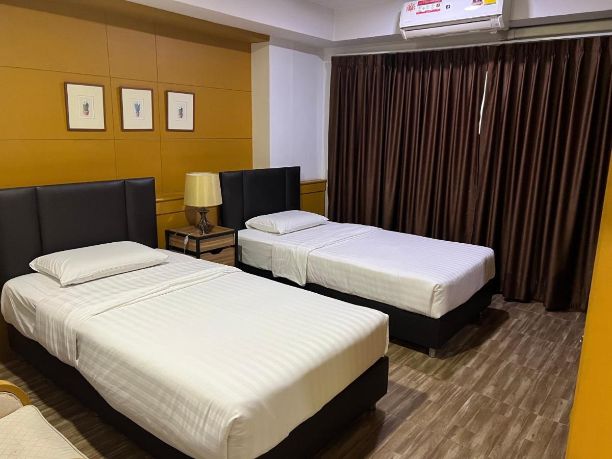 Mall Hotel