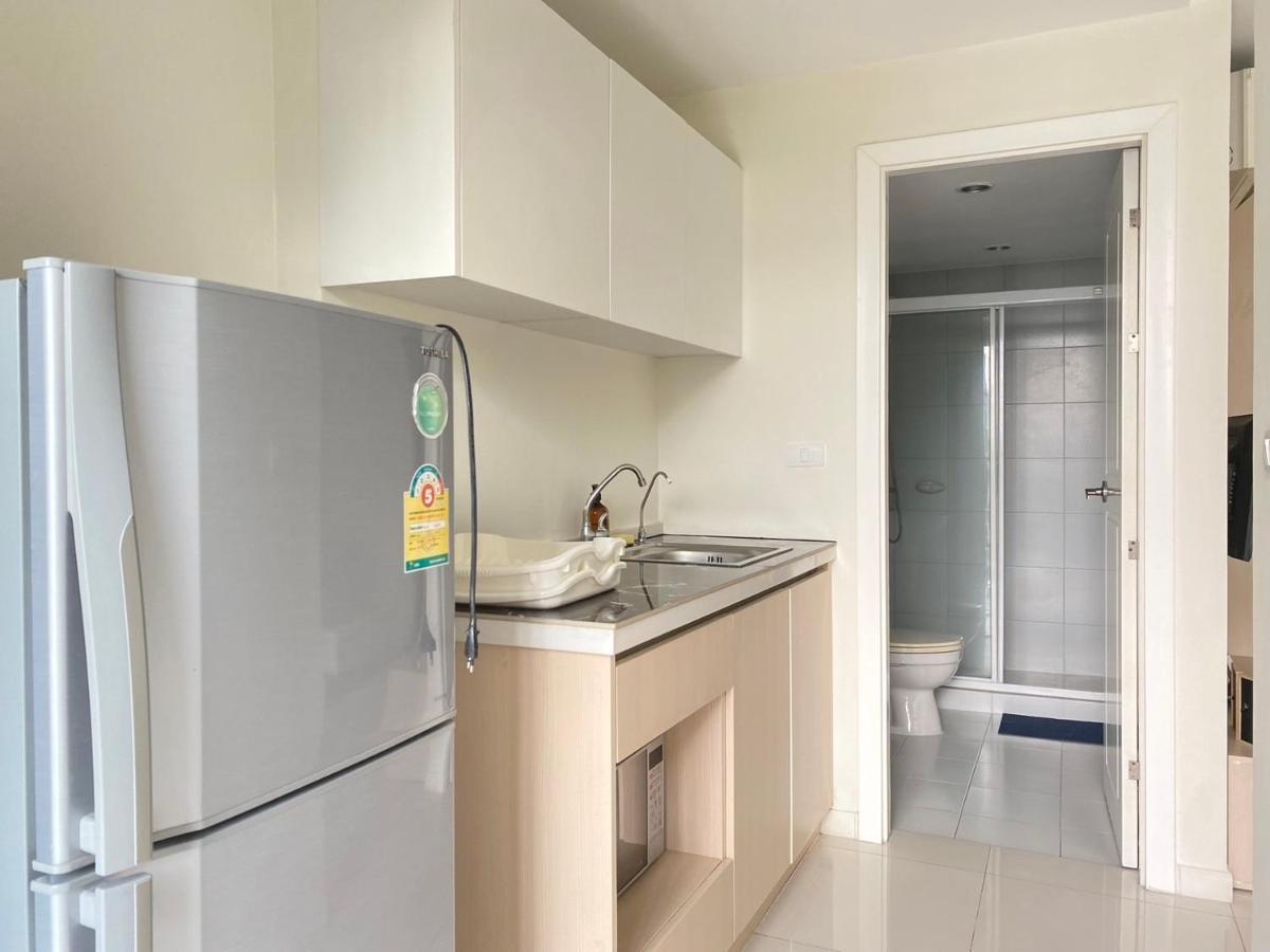 Elements Srinakarin Apartment *