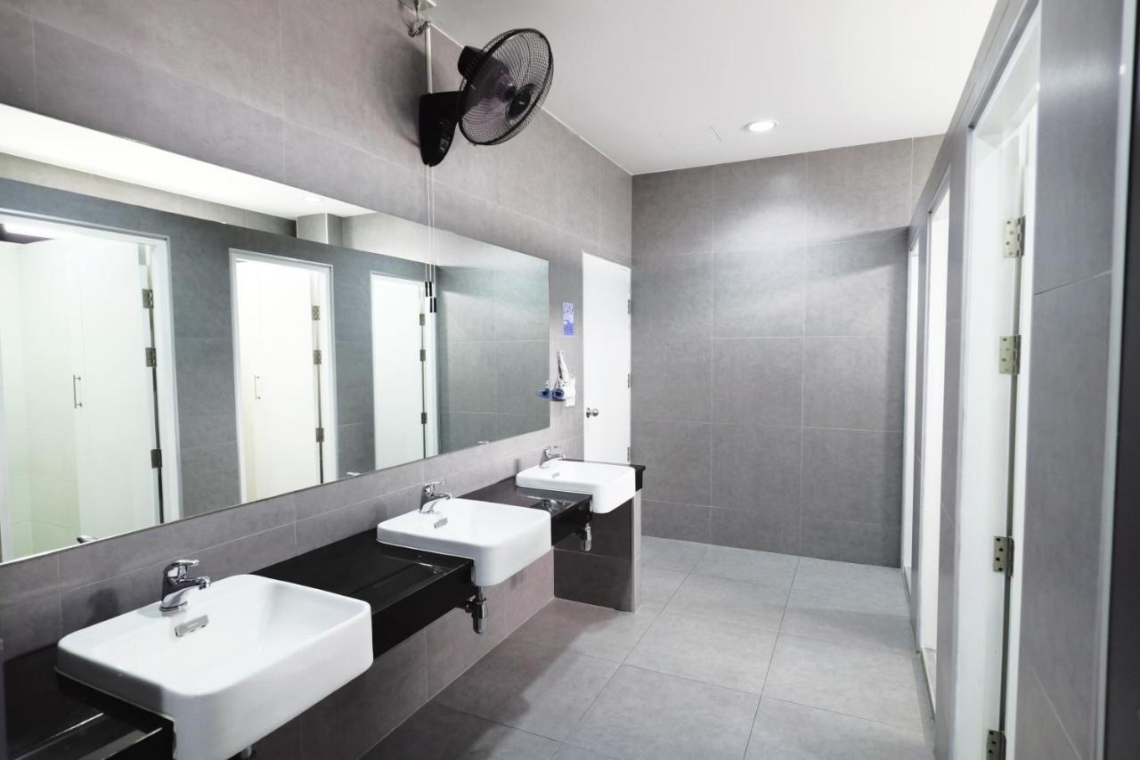 Hostel Wayha Don Mueang Airport Bangkok