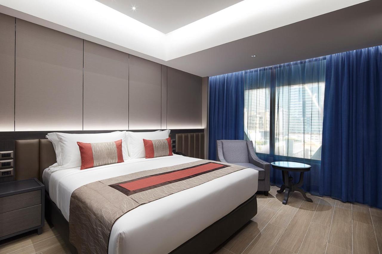 Khách sạn Grace At Five By Grace 4*