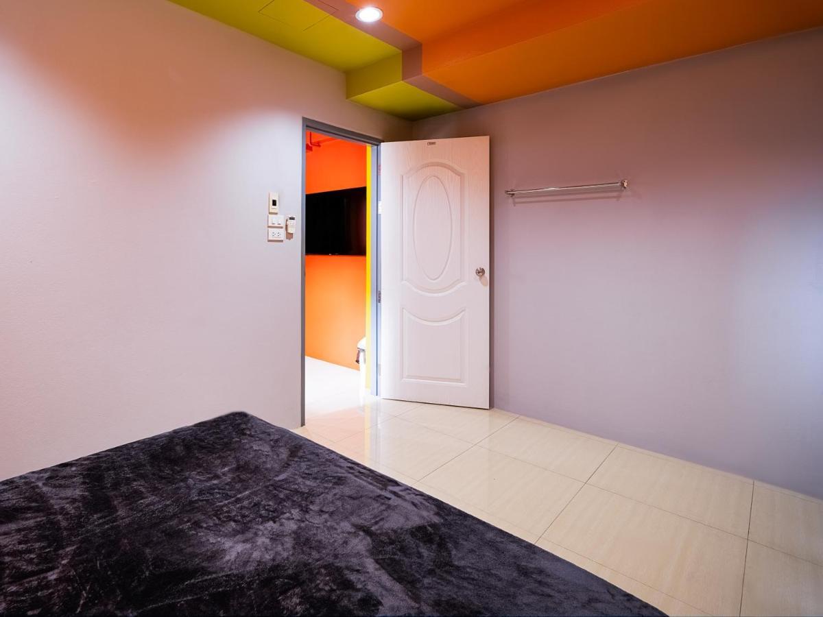 Oh - Khaosan Hostel