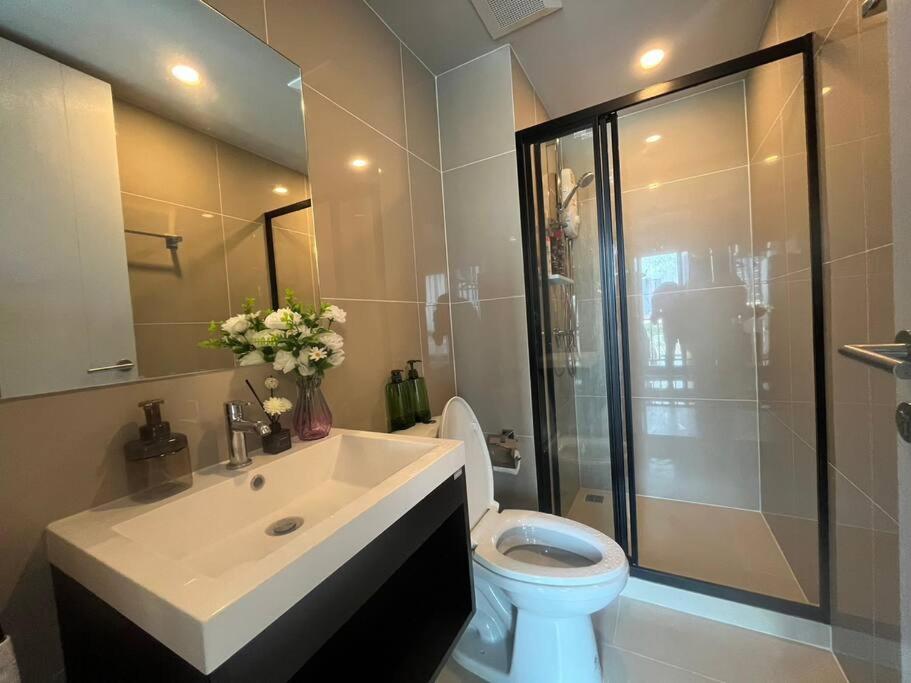 Apartment Monte Rama 9 Near Jodfair Market Bangkok