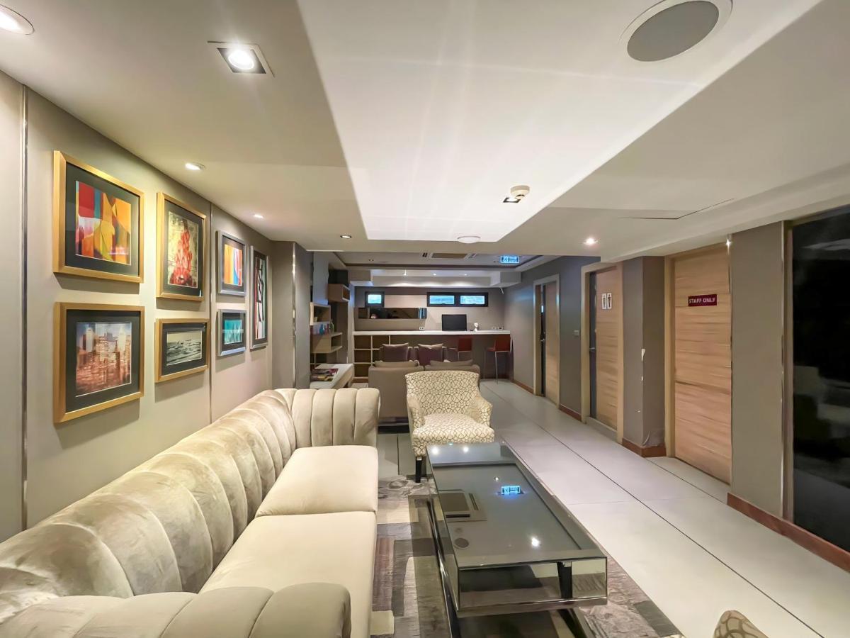 Hotel Aspira Sukhumvit - Sha Certified 4*