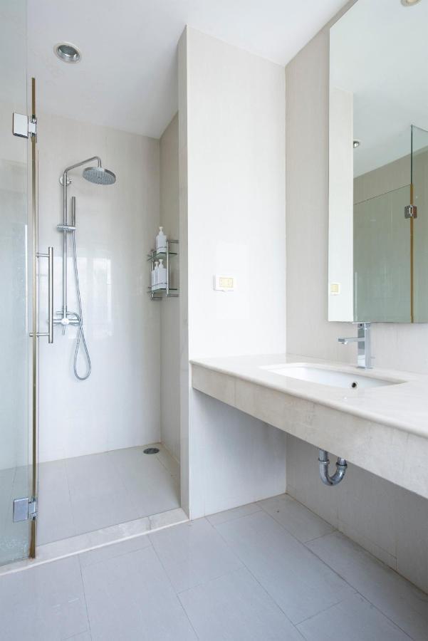 Apartamento M Estate 2br Private Residence, 300m To Bts Chit Lom
