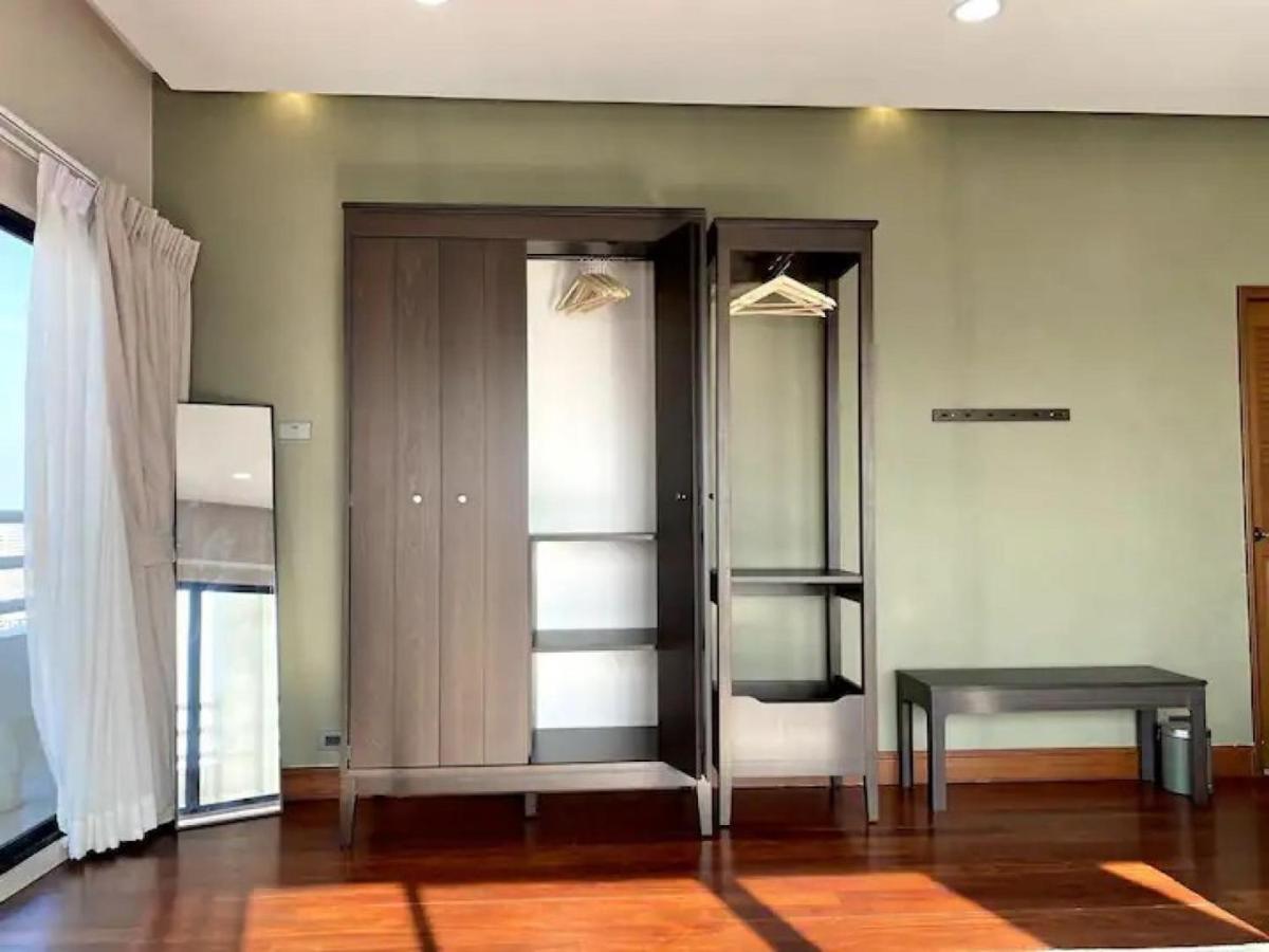 3 Bedroom Panoramic Penthouse With Kitchen Pangsapuri Bangkok