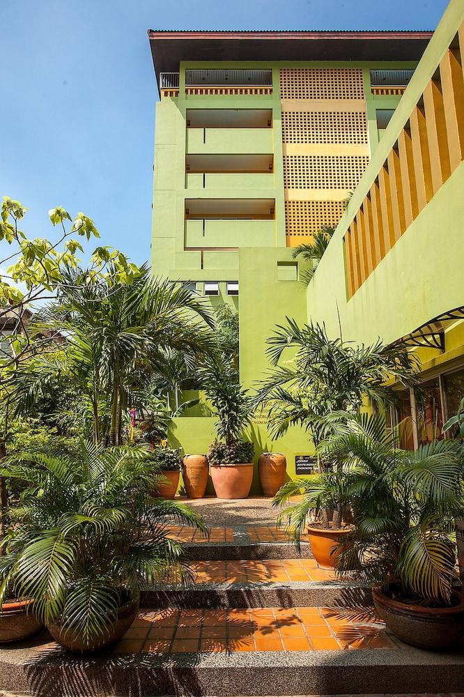 The Aiyapura Hotel