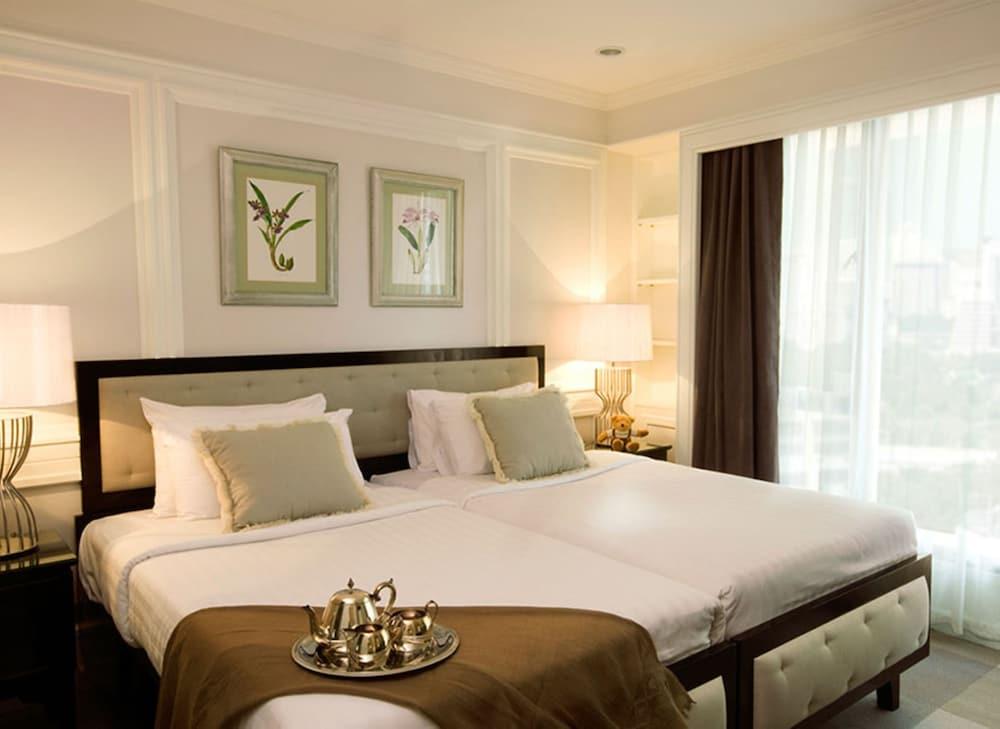 Cape House Langsuan