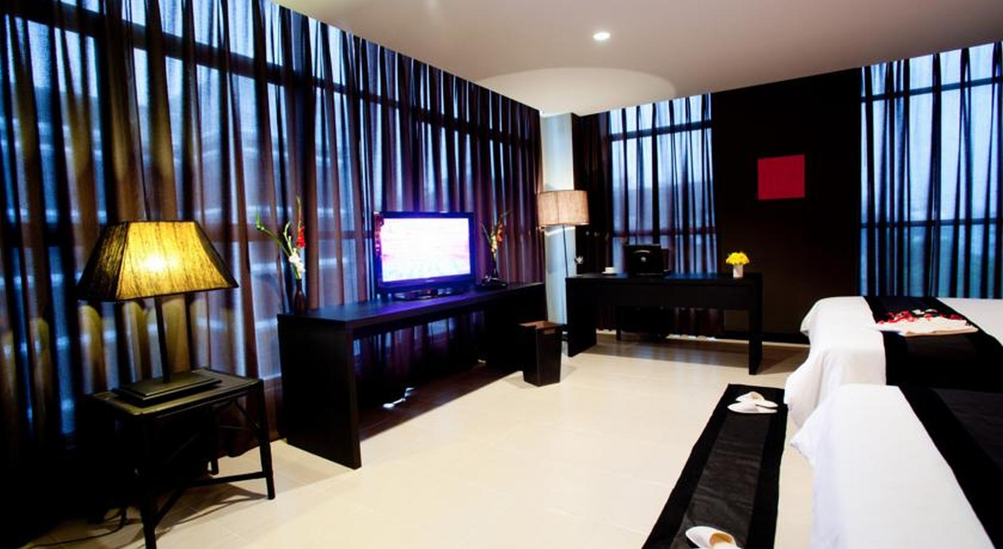 Khách sạn Miramar Bangkok