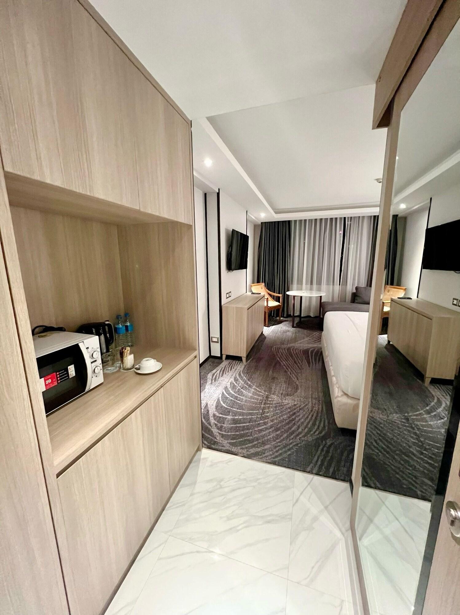 Grace Hotel Bangkok