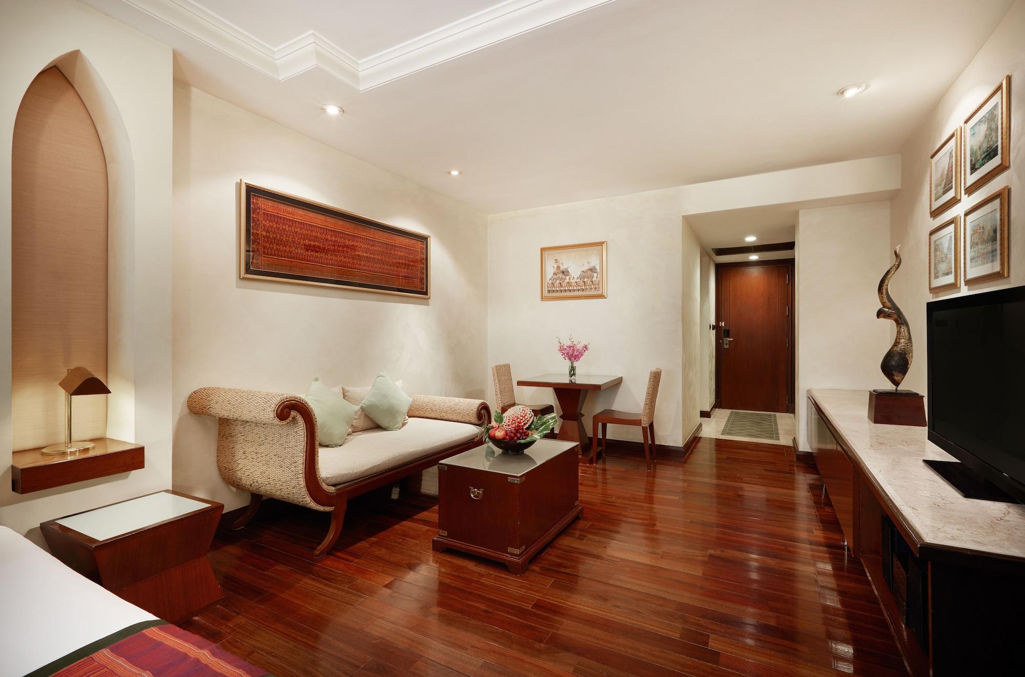 The Davis Khách sạn 4*