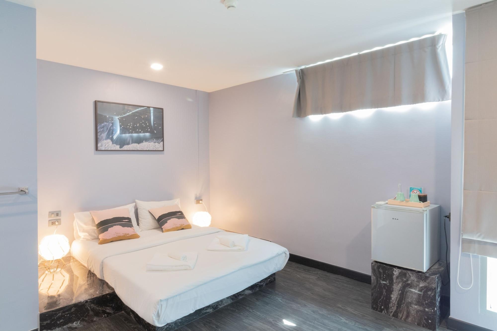 Cheqinn - Sukhumvit 4 Nana Plaza Ostello