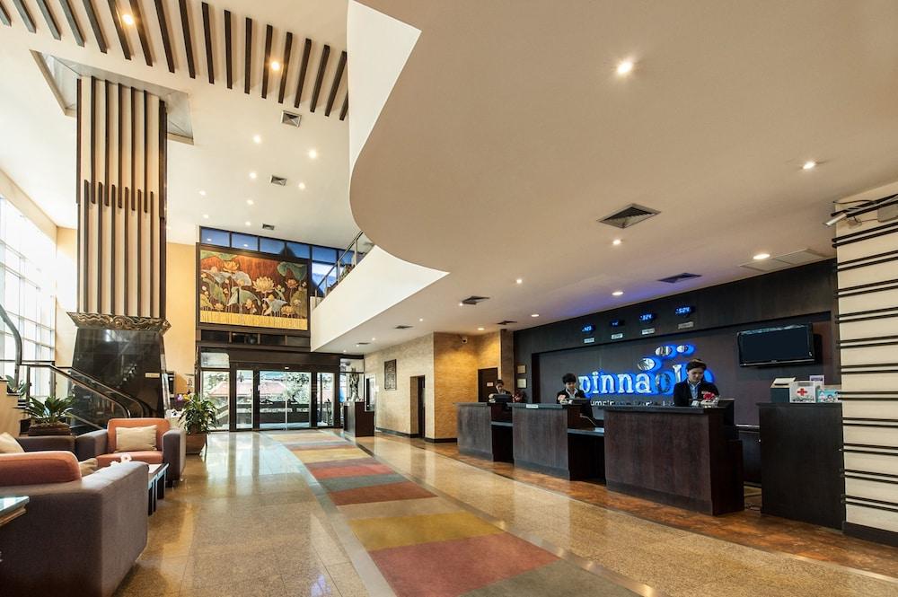 Hotel Pinnacle Lumpinee Park