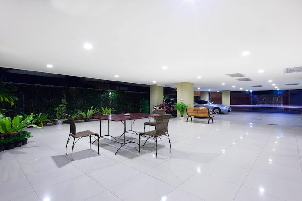 The Aim Sathorn Hotell 3*