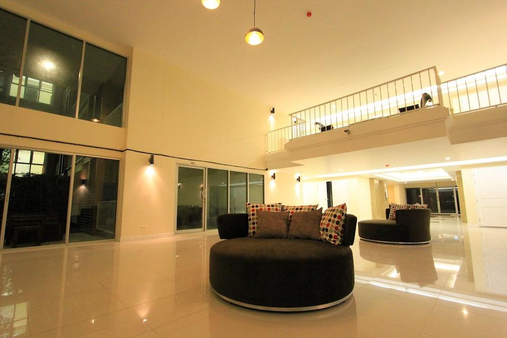 Grow Residences Hotell