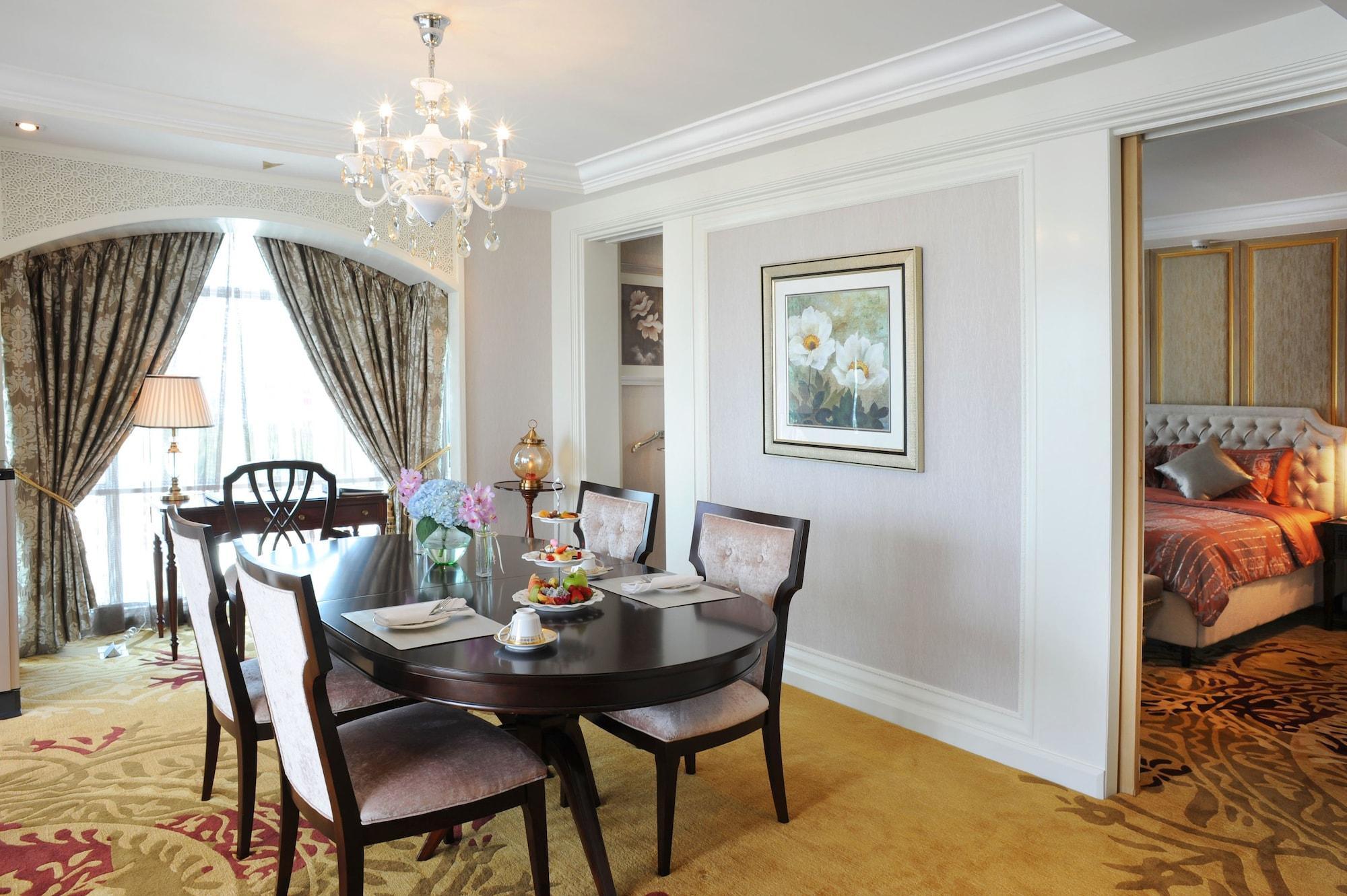 Al Meroz - The Leading Halal 5* Bangkok
