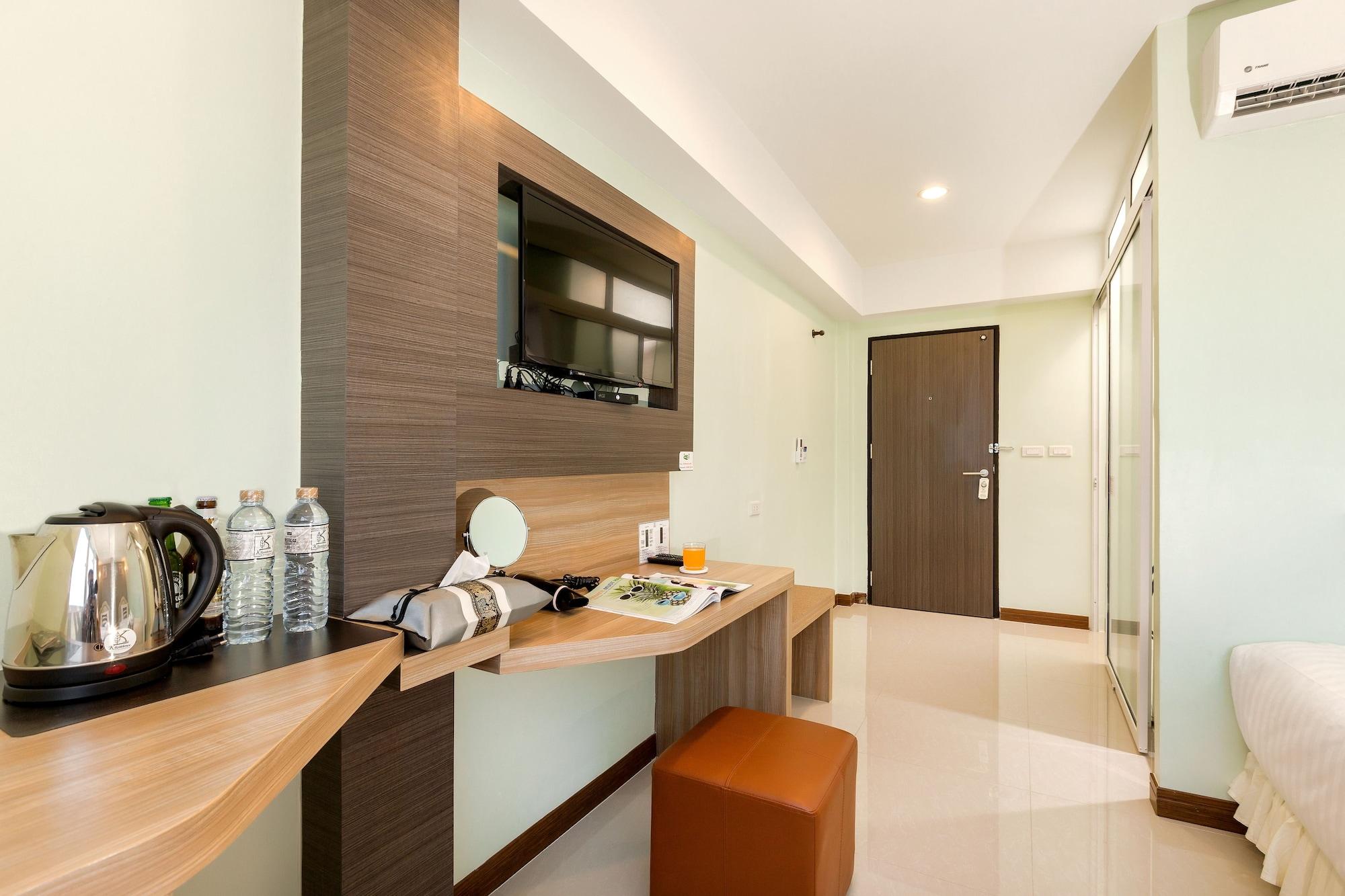 Hotell Roomquest Suvarnabhumi Airport Romklao Soi 6 Bangkok