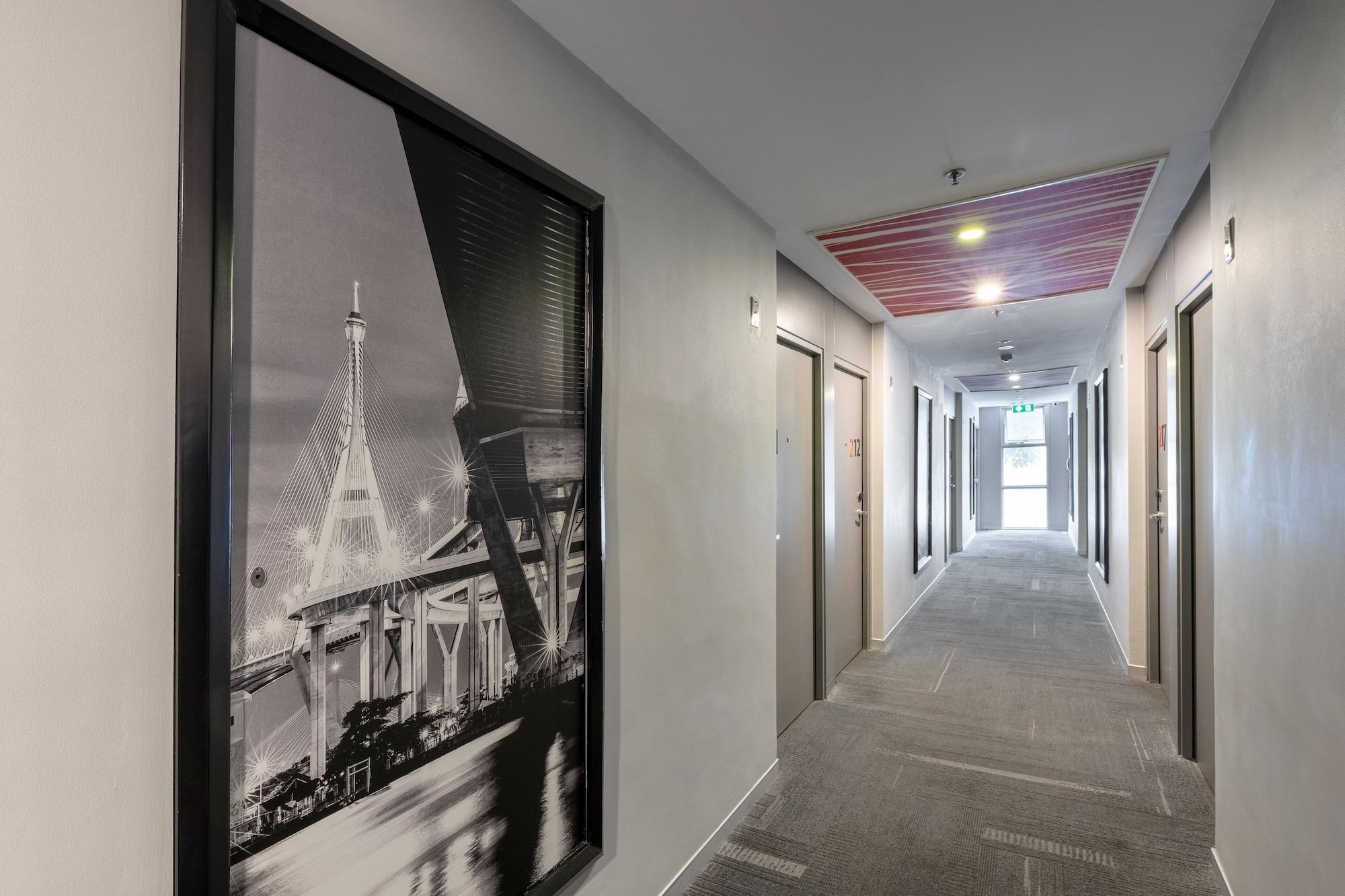 Hotel Red Planet Surawong Banguecoque