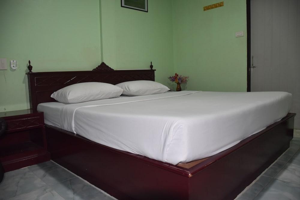 Woodlands Locanda Bangkok