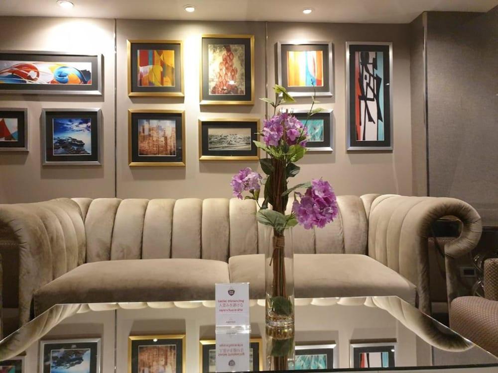 Aspira Sukhumvit - Sha Certified Hotel