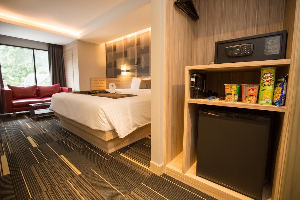 Aspira Sukhumvit - Sha Certified Hotel