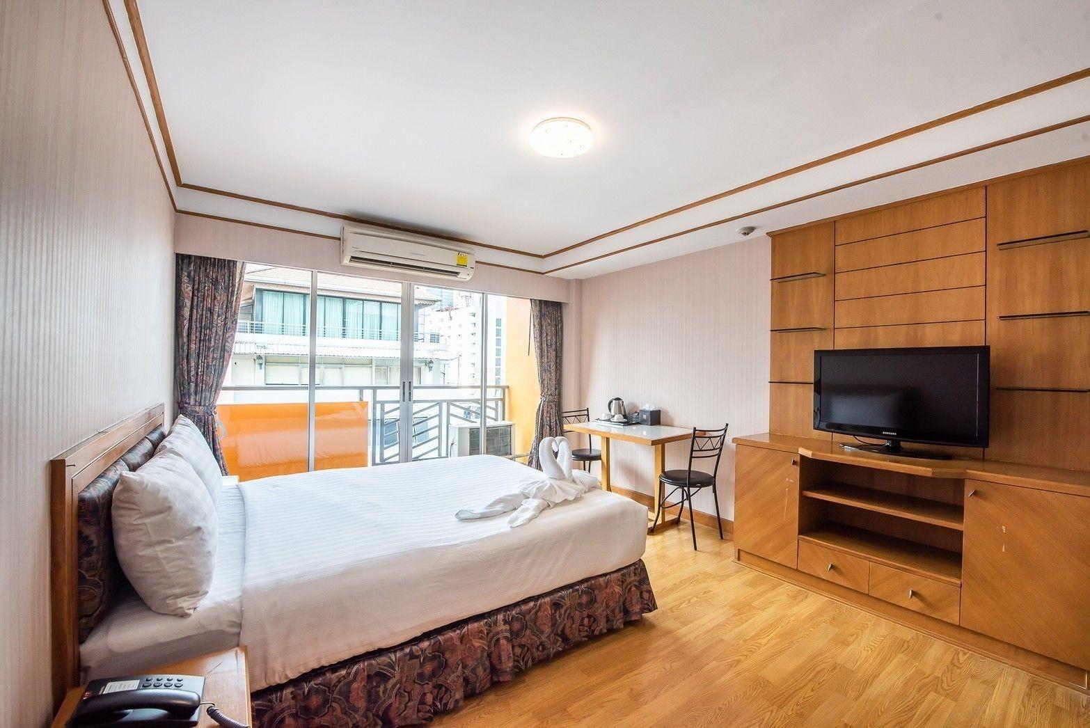 Roseate Ratchada Aparthotel Bangkok