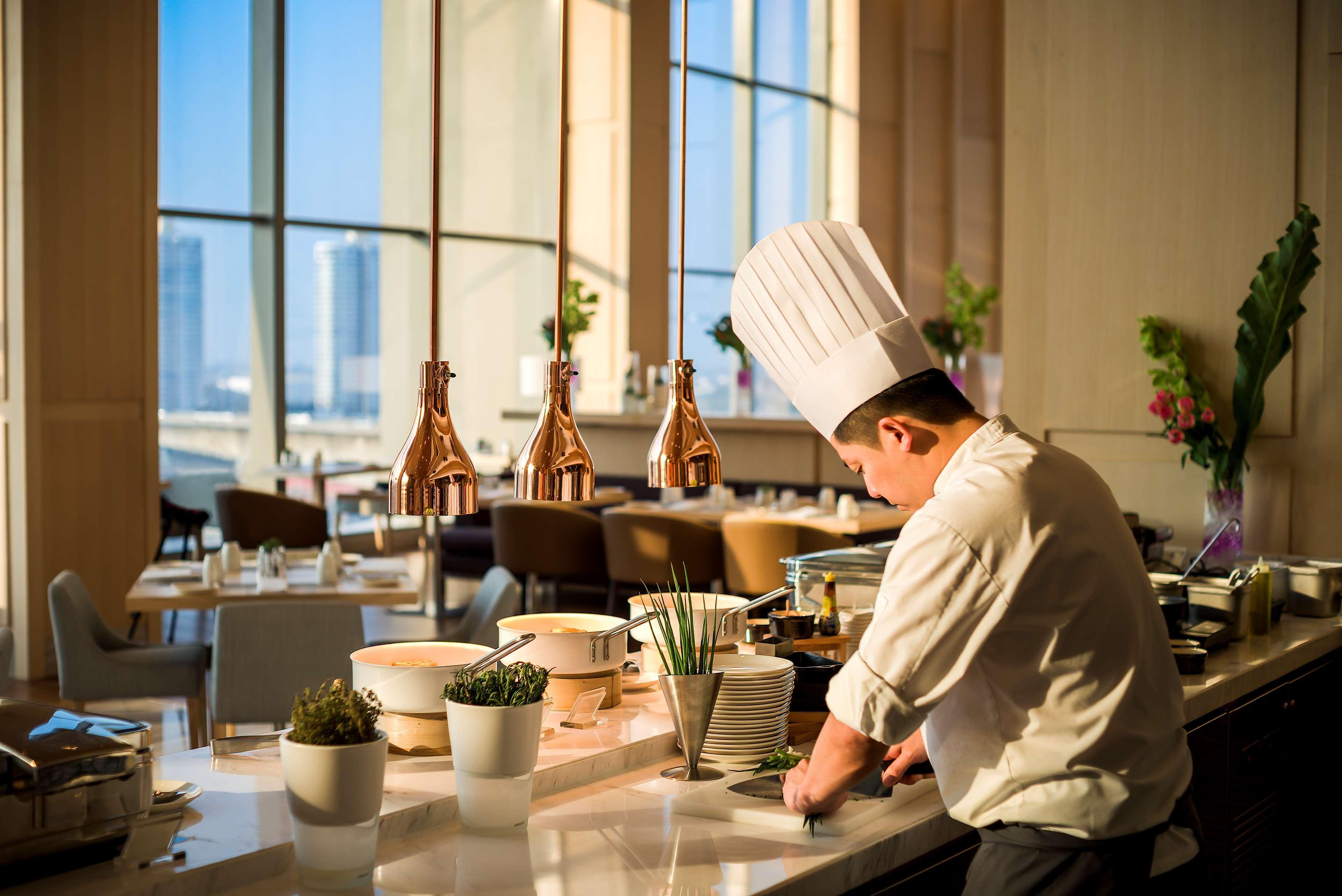 Avani Riverside -sha Certified Hotel Bangkok