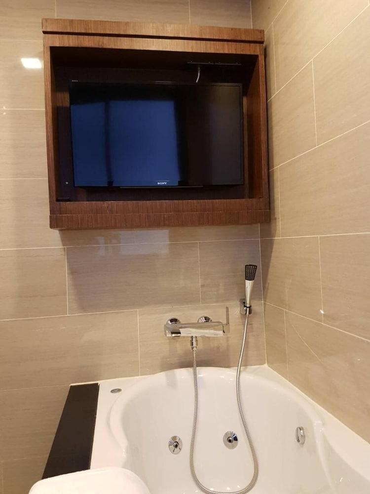 Syama Sukhumvit 20 Hotel 4*