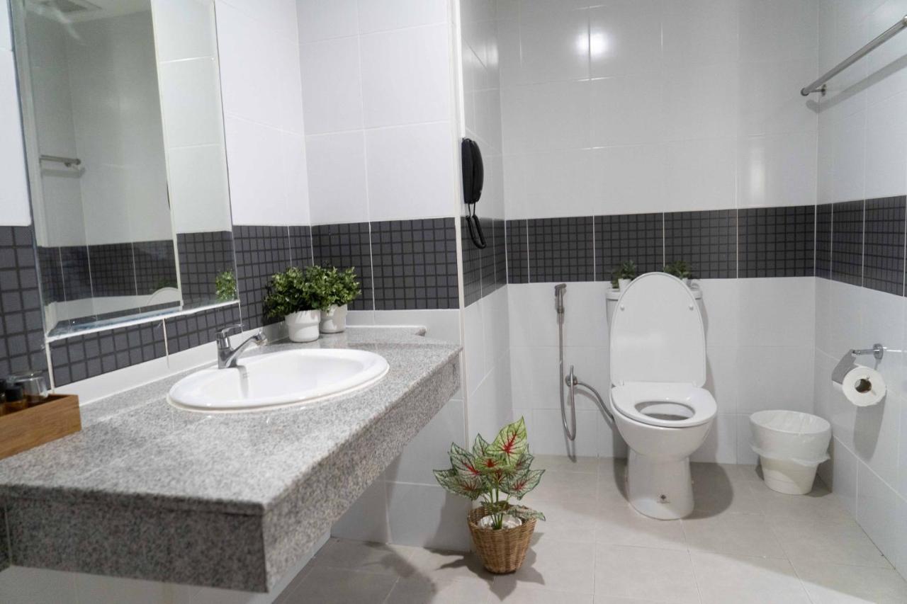 Baanrim Salaya Apartamento *