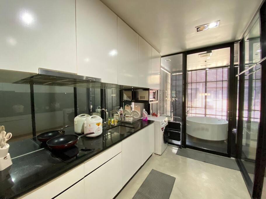 Pousada Charoen Nakhorn Townhome: Self-check-in Near Bts, Iconsiam & Asiatique *