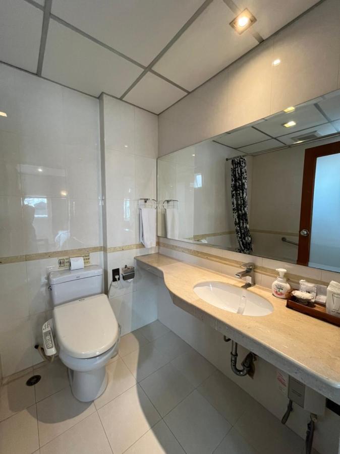 Khách sạn Jhouse Thonglor Bangkok