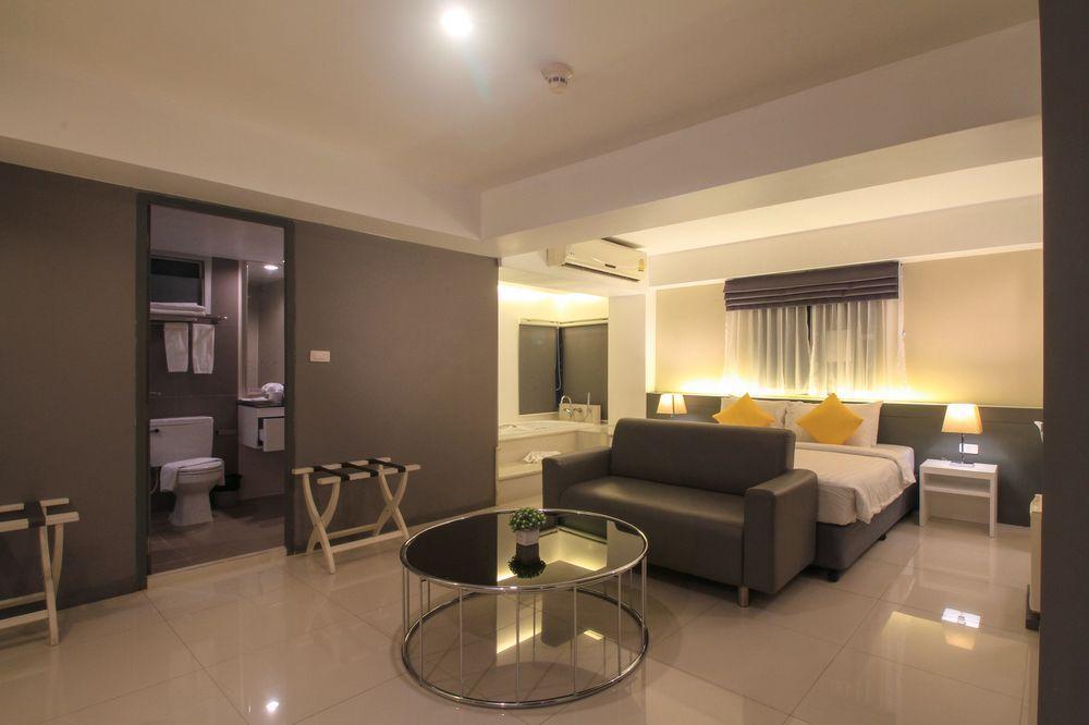 Myhotel Cmyk@ratchada Hotel 3*