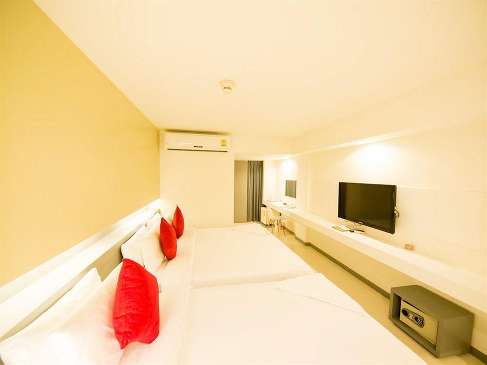 Myhotel Cmyk@ratchada Hotel
