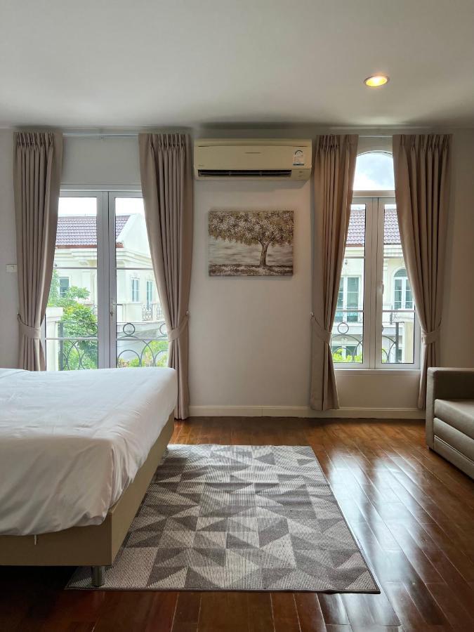 Casa de férias Entire 3br Townhome In Sukhumvit, Shared Pool, Near Bts&mrt Asok Banguecoque