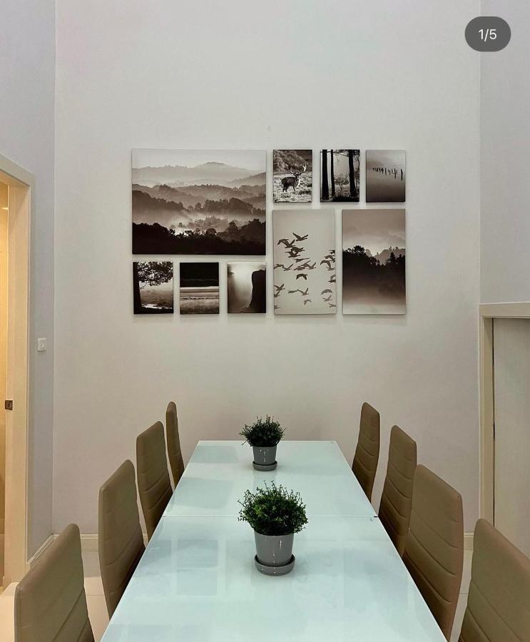 Casa de férias Entire 3br Townhome In Sukhumvit, Shared Pool, Near Bts&mrt Asok Banguecoque