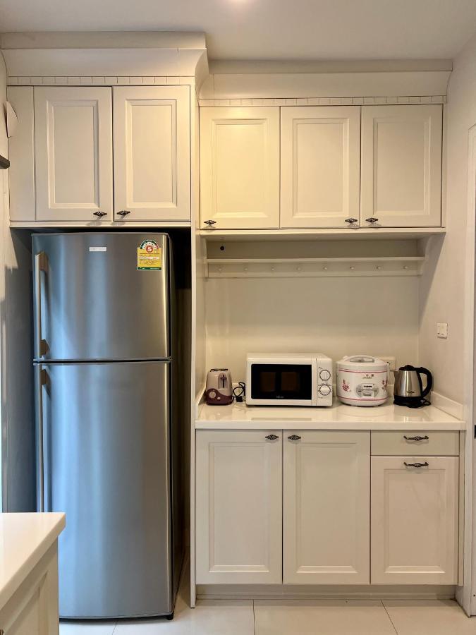 Casa de férias Entire 3br Townhome In Sukhumvit, Shared Pool, Near Bts&mrt Asok *