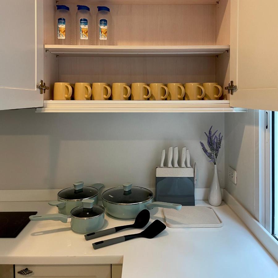 Entire 3br Townhome In Sukhumvit, Shared Pool, Near Bts&mrt Asok Casa de férias