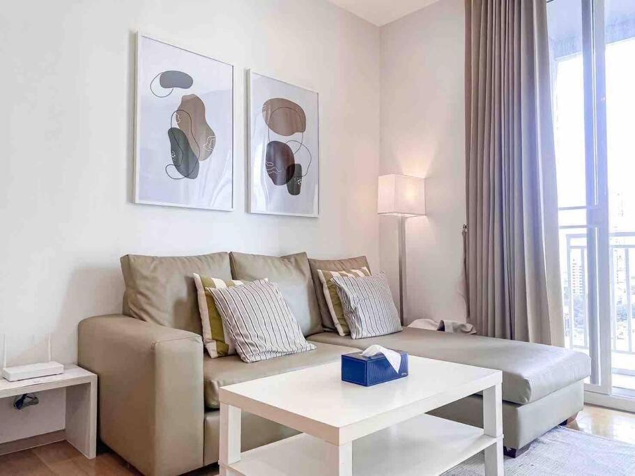 Expansive Modern - Bts Phrom Phong - Ultra Fast Wifi Apartment