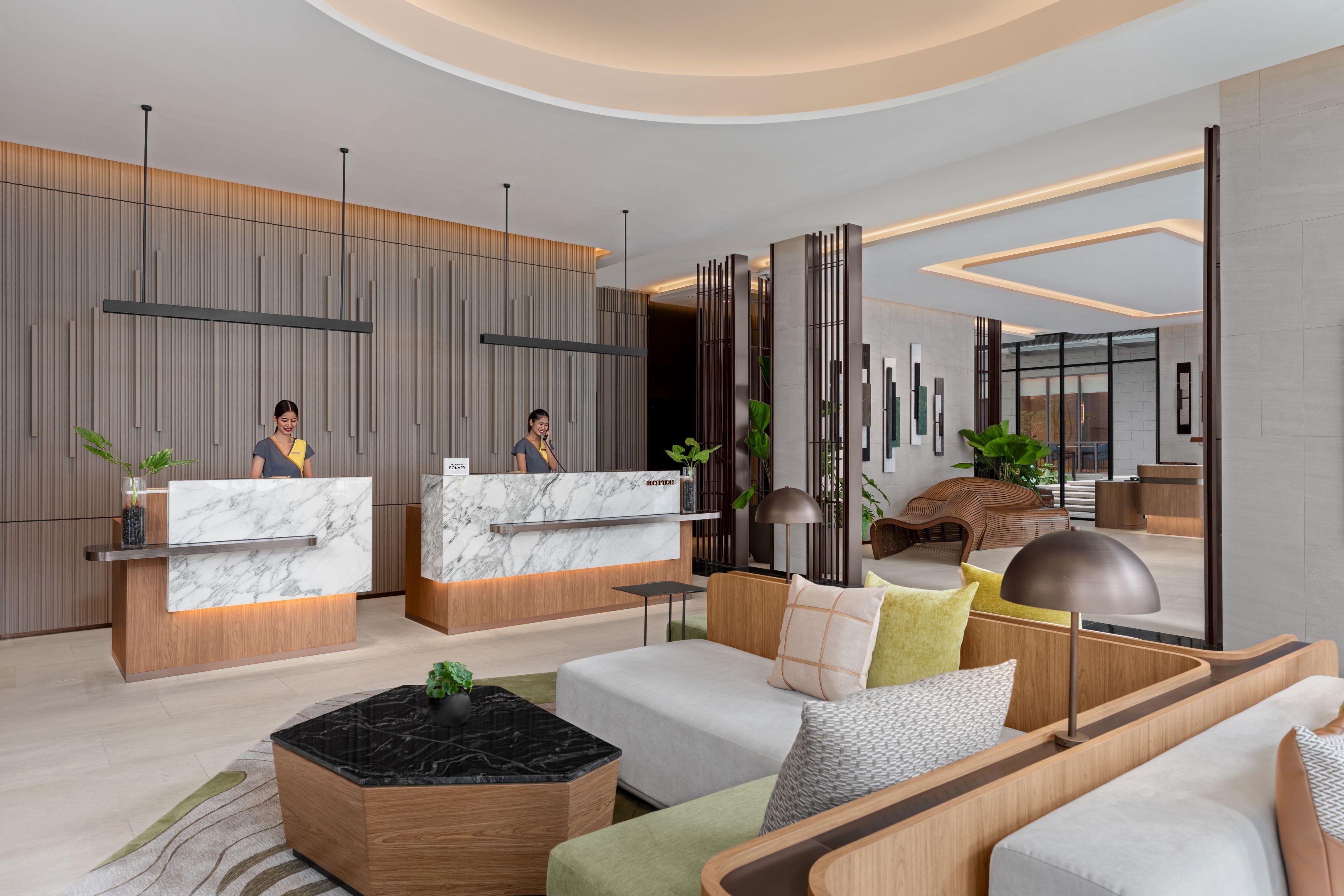Hotel Courtyard By Marriott Sukhumvit 20 5*