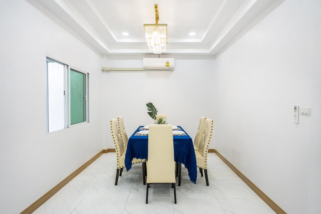 Miq Hk111-4br Ratchada-huaykwang 14pax *
