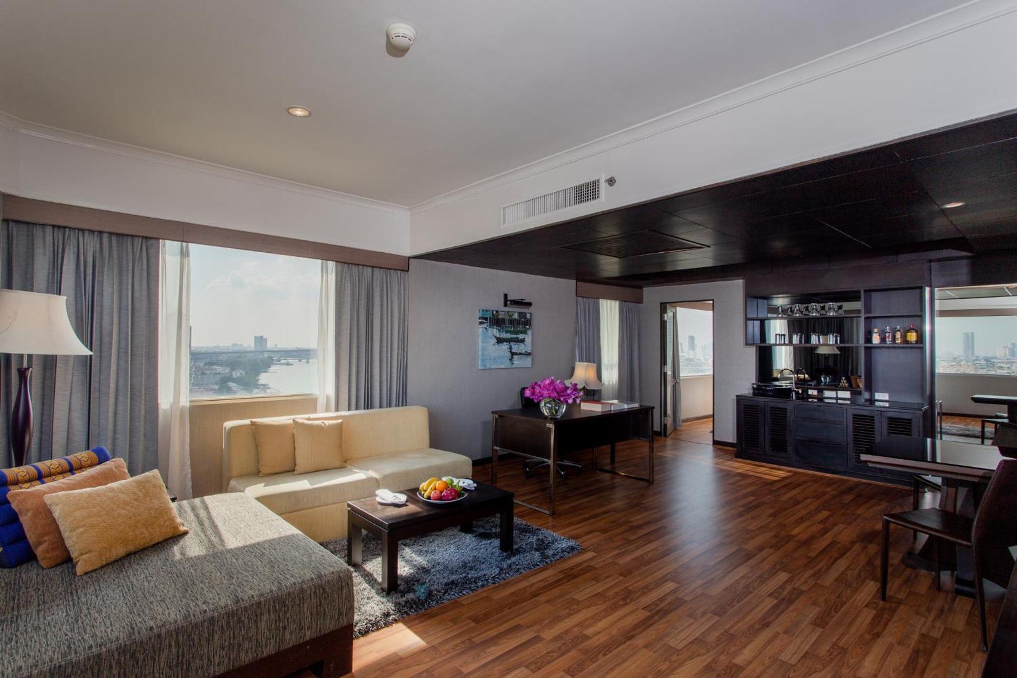 Hotell Ramada Plaza By Wyndham Menam Riverside Bangkok