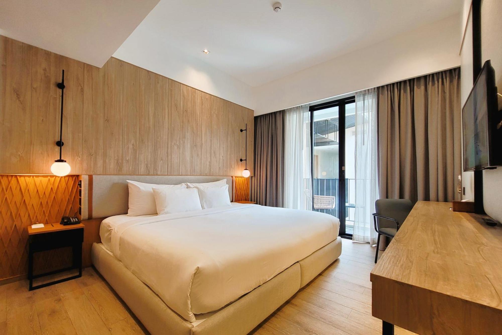 Khách sạn Craftsman 4*