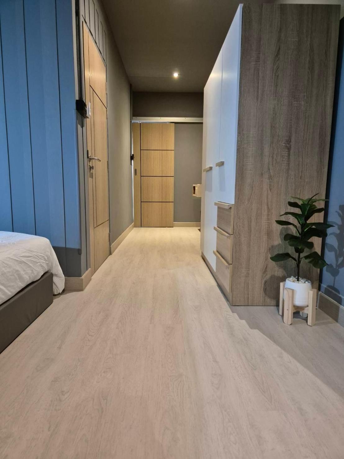Pensión Vibe, House, 7 Mins To Bts, Center, Private In Sathon, Private Bathroom, Bangkok, Thailand