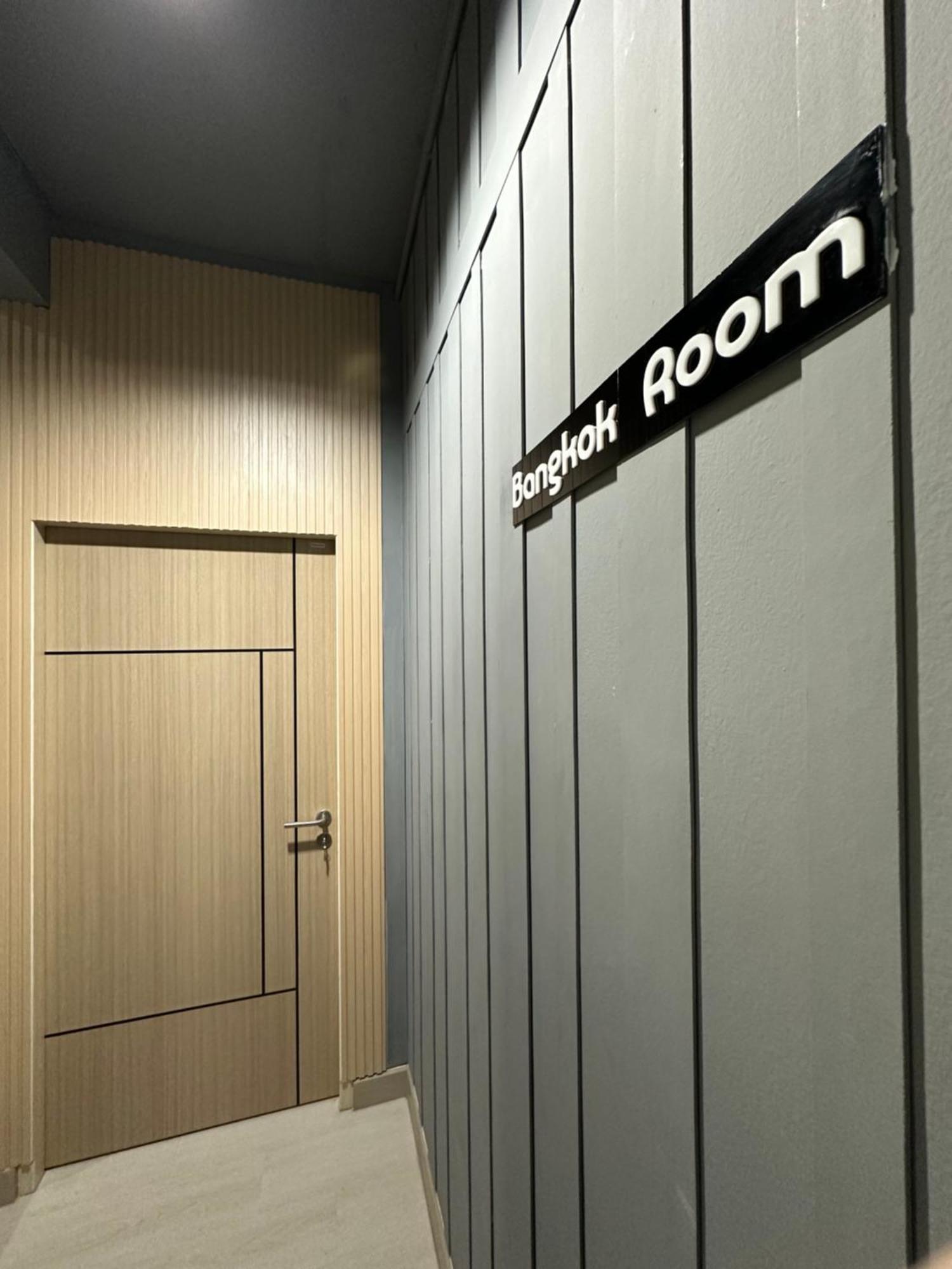 Vibe, House, 7 Mins To Bts, Center, Private In Sathon, Private Bathroom, Bangkok, Thailand Pensión