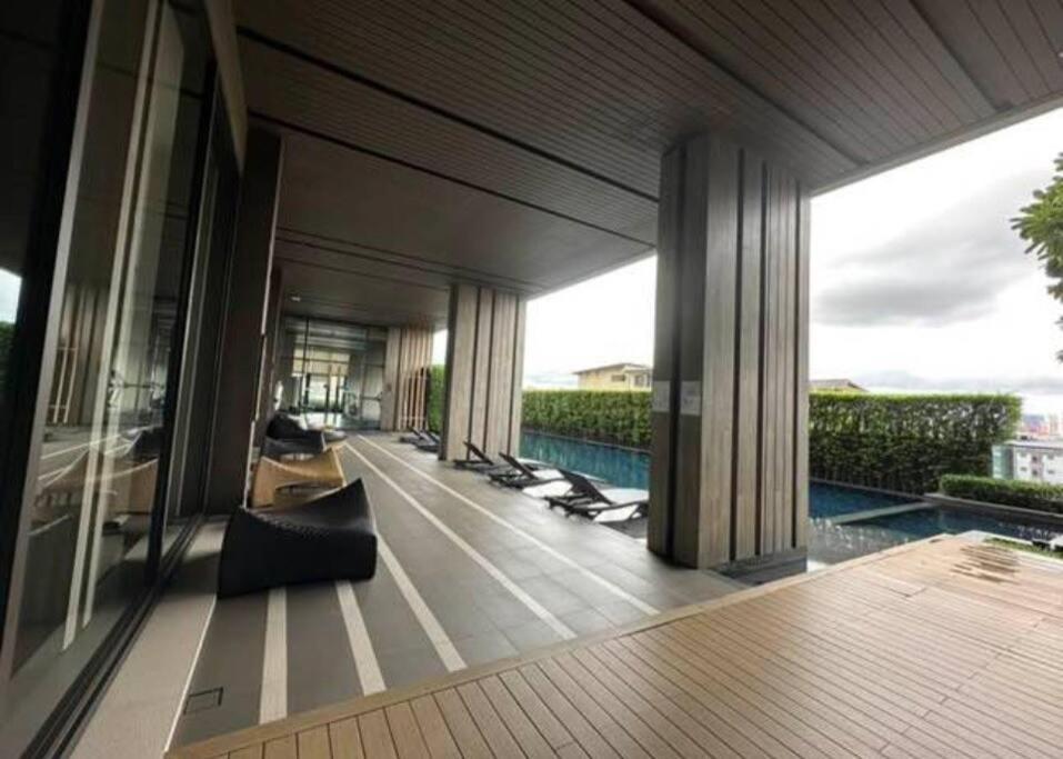 Apartamento S71 Sukhumvit Big 1 Bedroom City ​​center Swim Gym Bangkok