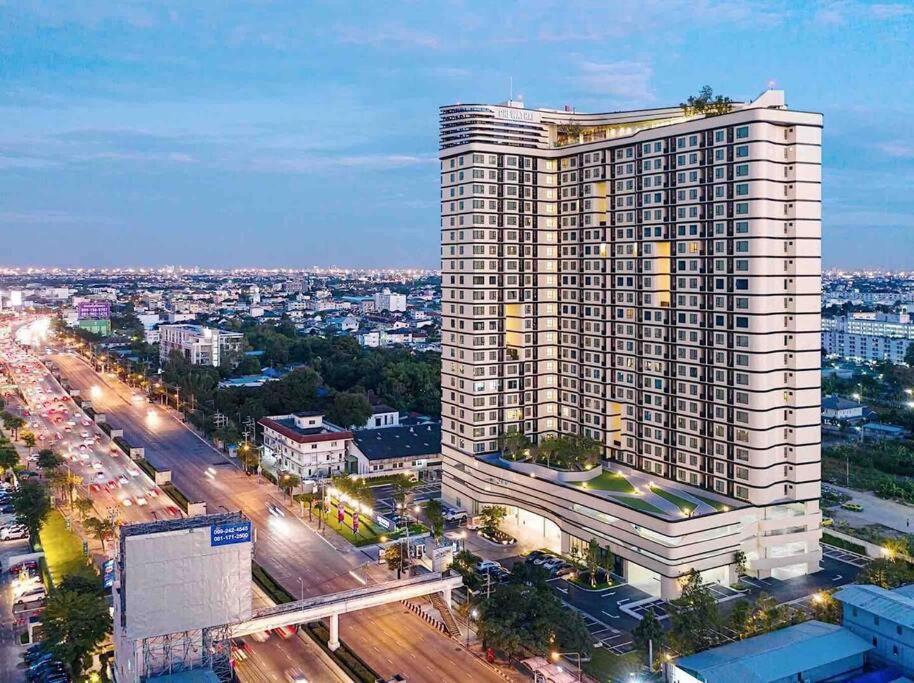 ชีวาทัย เกษตร-นวมินทร์ Neer Chatuchak Apartamento *