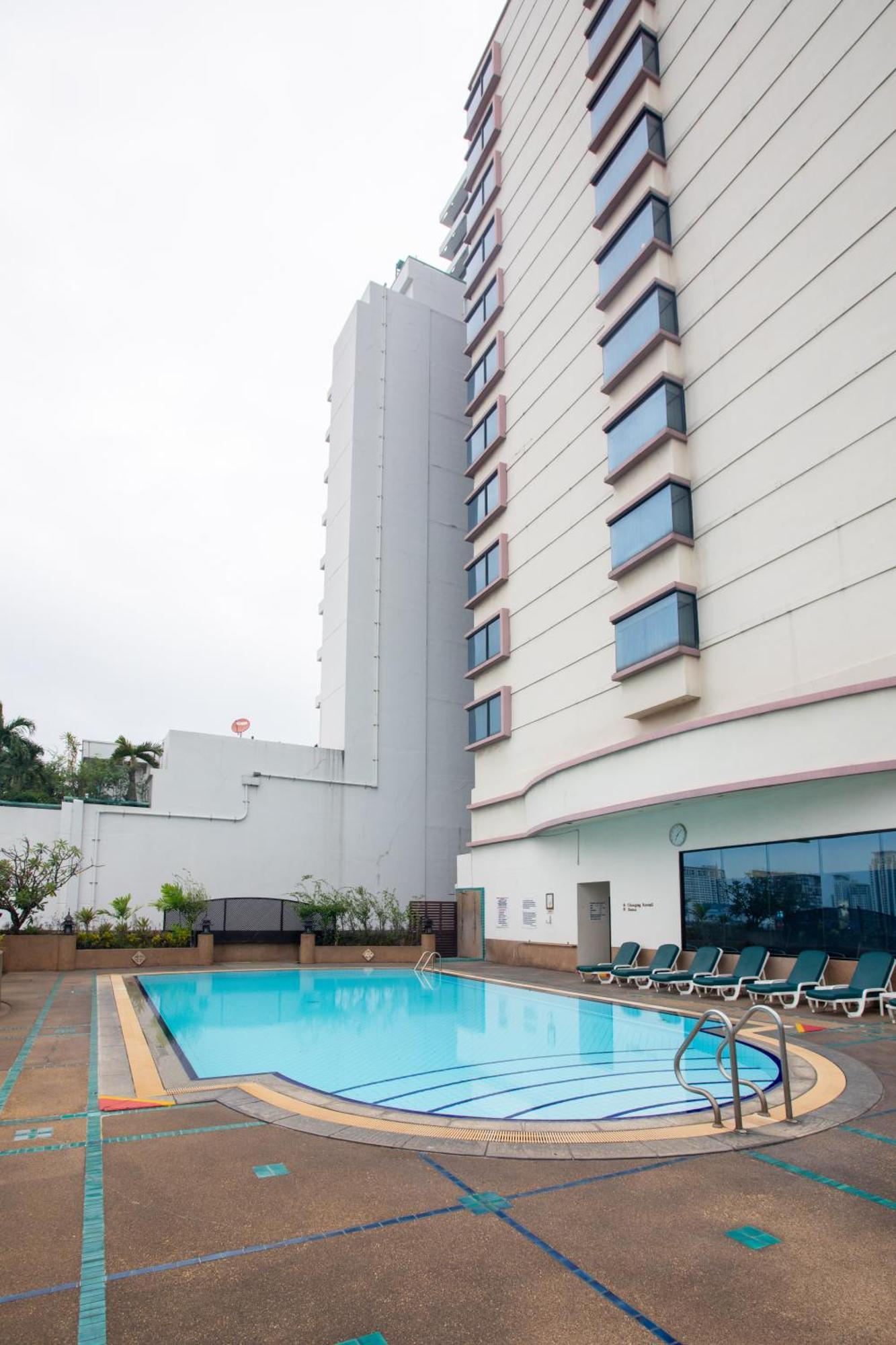 Hotel Ramada By Wyndham D Ma Bangkok