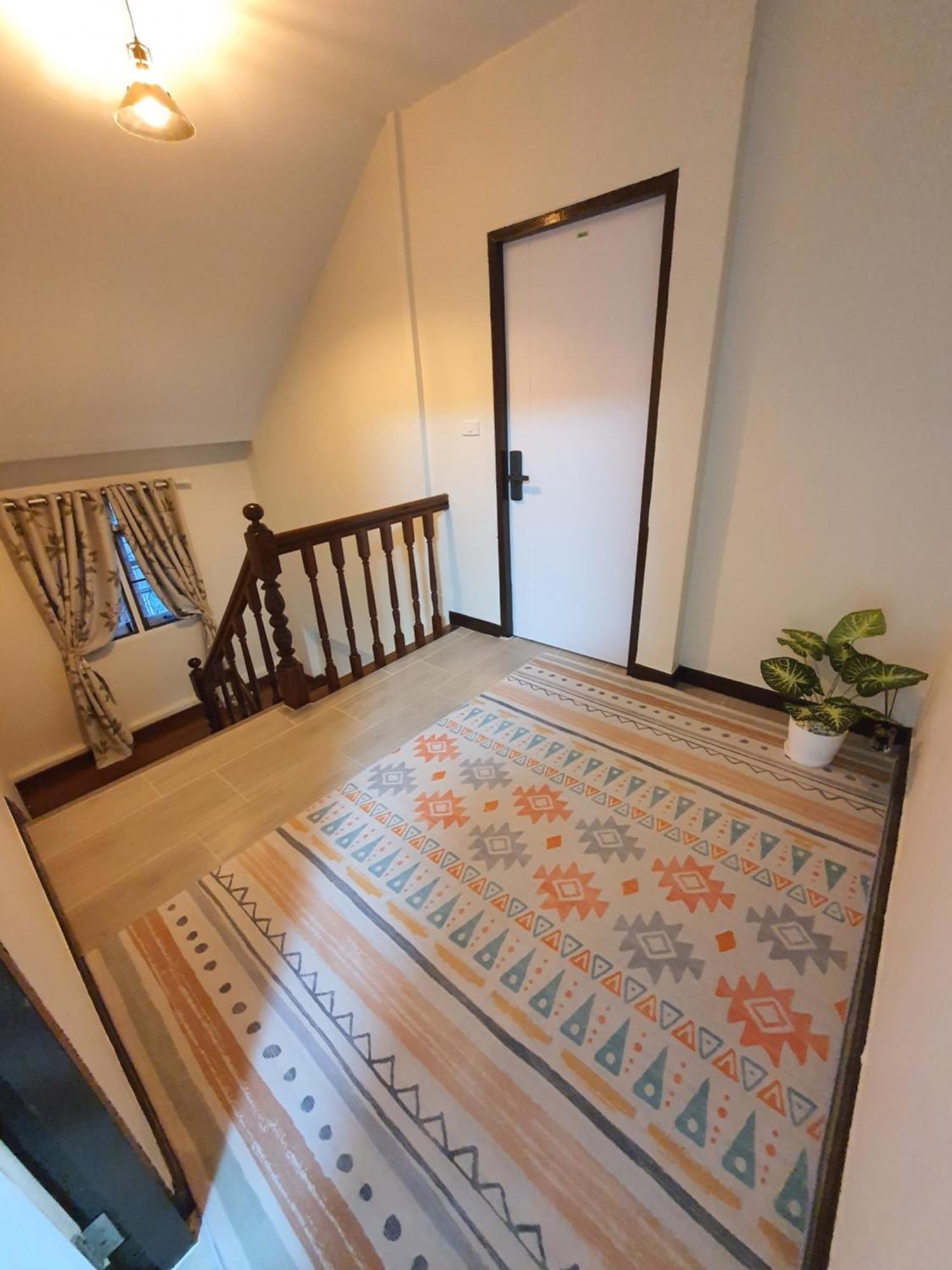 Taman liburan 3 Bedroom Cozy Skytrain View Bkk *
