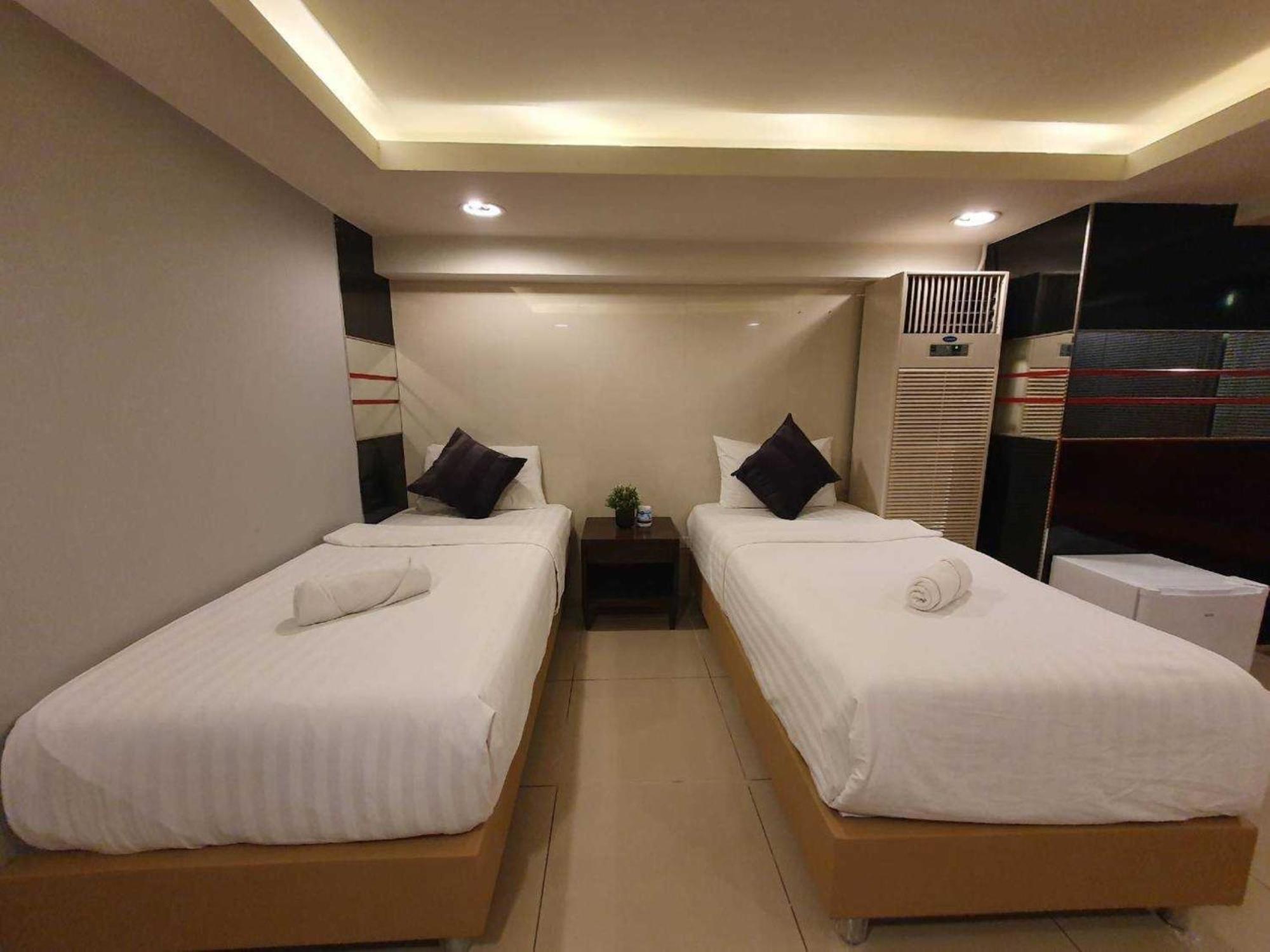 Hotell De Lux