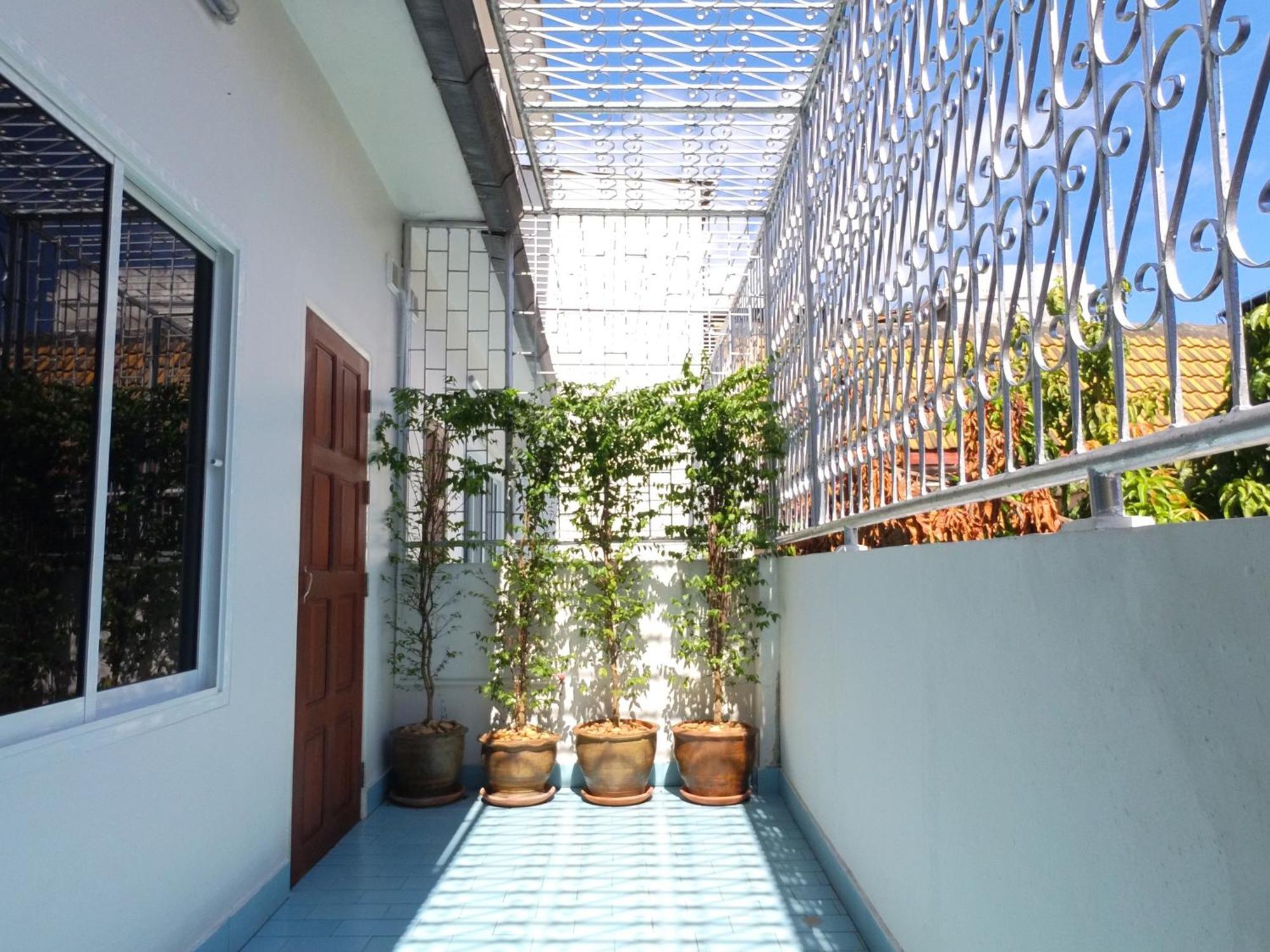Séjour chez l'habitant 36 *
